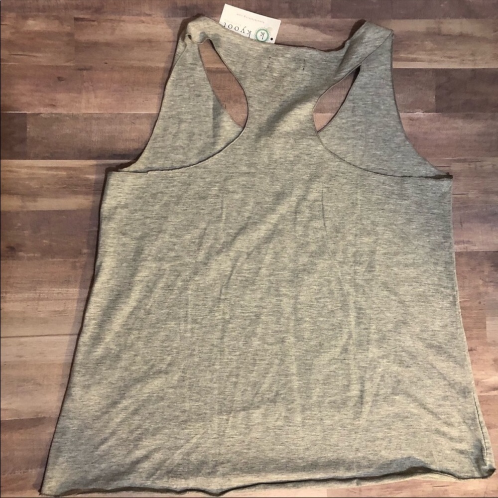 But first love - tank top - size med - Picture 2 of 2